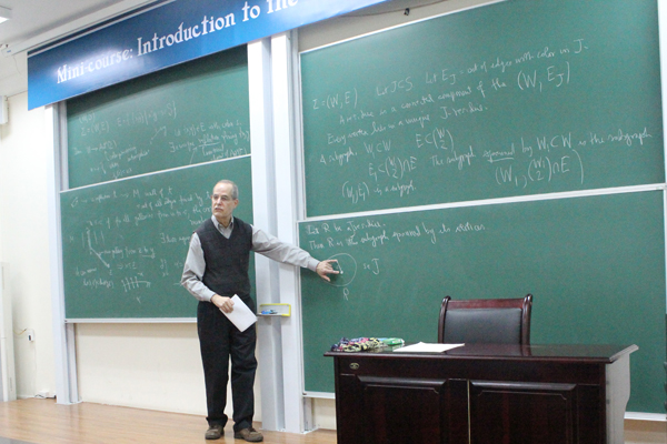 Mini-course: Introduction to the Theory of Buildings