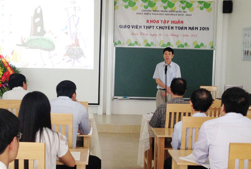 Khóa tập huấn giáo viên THPT chuyên toán khu vực phía Bắc