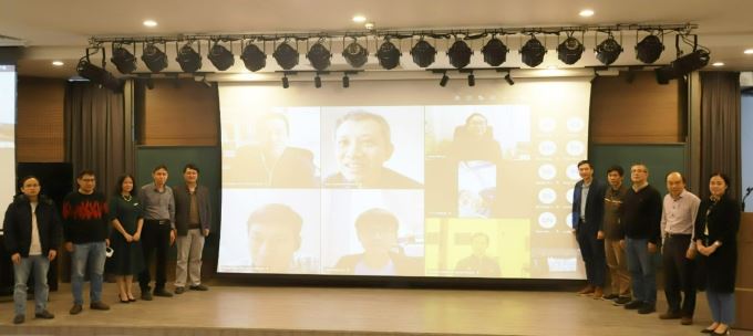 Hội thảo “Một số vấn đề chọn lọc trong Giải tích phức và Hình học phức”
