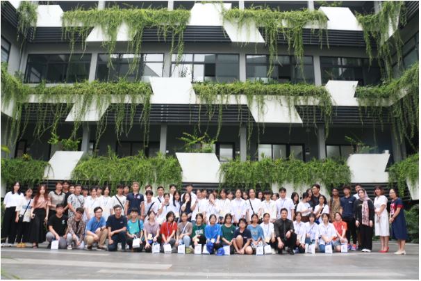 Trại hè Toán và Khoa học “Thắp sáng ước mơ” cho học sinh vùng cao