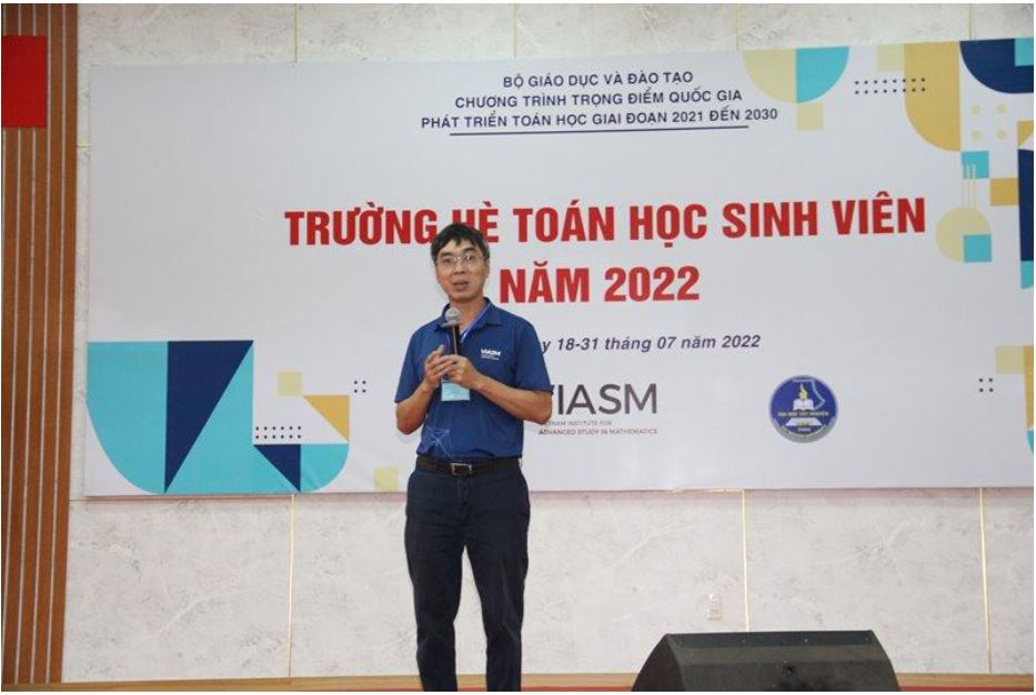 Gần 150 sinh viên toàn quốc tham gia Trường hè toán học năm 2022