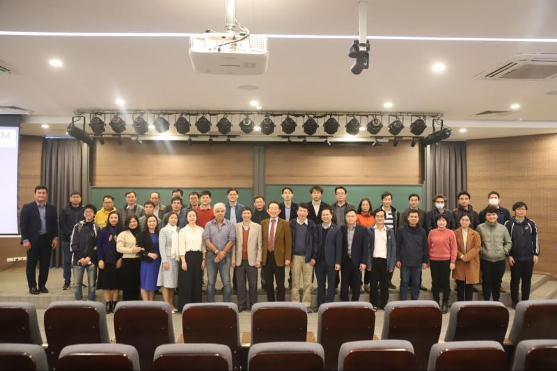 Hội thảo về Hệ động lực và các chủ đề liên quan – Workshop on Dynamical System and Related Topics