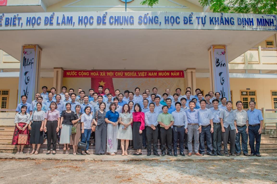 Khoá Bồi dưỡng giáo viên về “Thiết kế tiết dạy môn Toán trong chương trình giáo dục phổ thông năm 2018”
