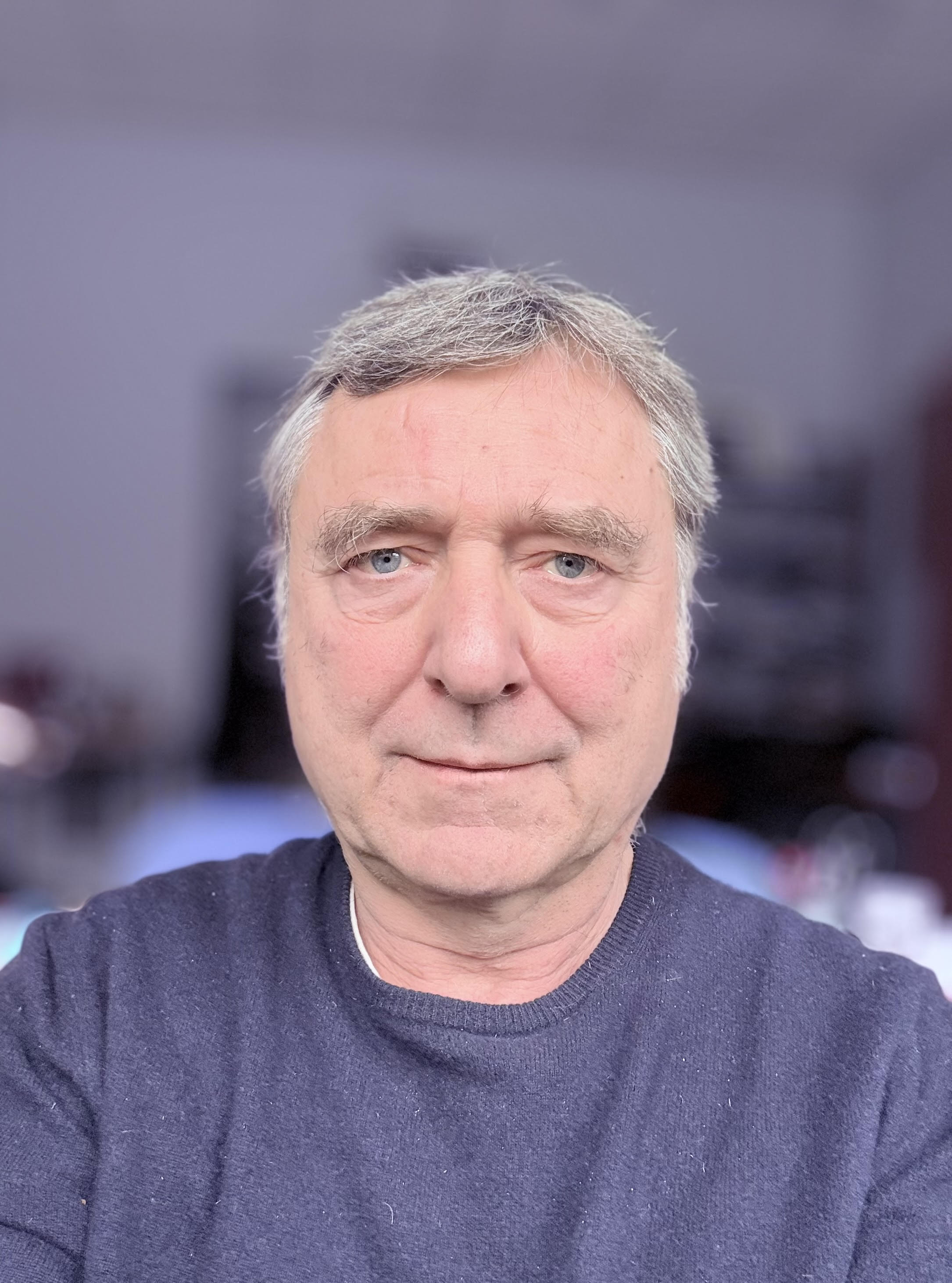Photo_Prof-Roger_Lewandowski.jpg