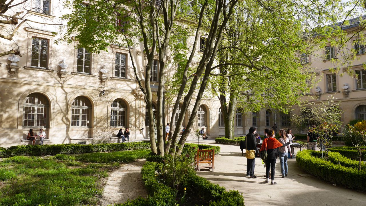 Chương trình Học bổng 3 năm của Trường Sư phạm Paris (Ecole Normale Supérieure) dành riêng cho sinh viên Việt Nam