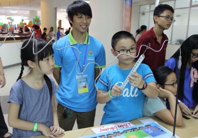 Ngày hội Toán học Mở 2016 “Bản giao hưởng số π”