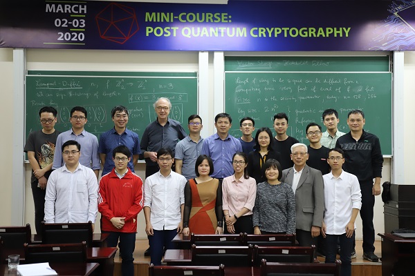 Mini-Course về “Mật mã hậu lượng tử” của giáo sư Johannes Buchmann.