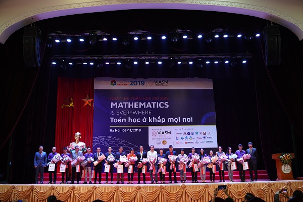 NGÀY HỘI TOÁN HỌC MỞ MATH OPEN DAY 2019: "Toán học ở khắp mọi nơi"