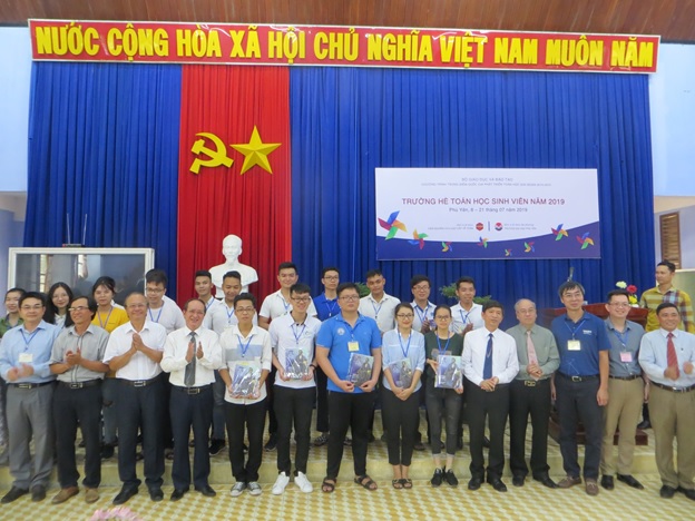 Khai giảng Trường hè Toán học sinh viên năm 2019